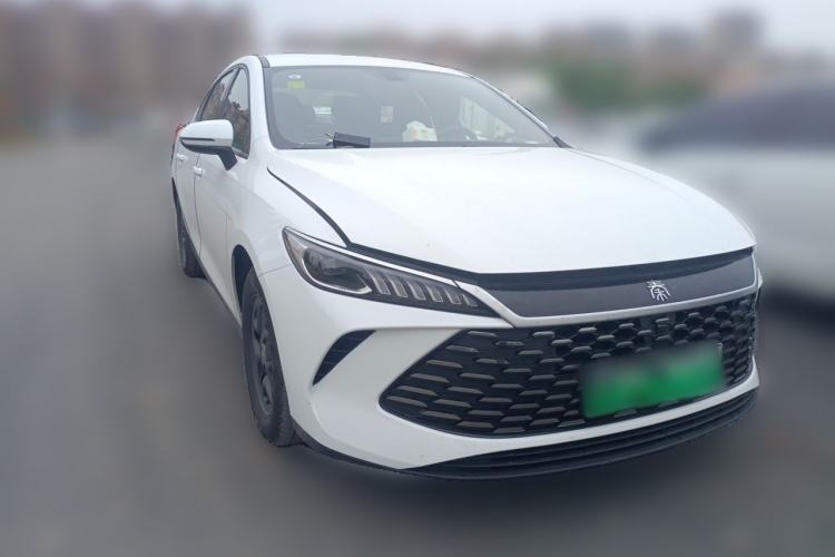Used BYD Qin PLUS 2025 DM-i Smart Drive 55KM Leading Model Front Right 45 Deg