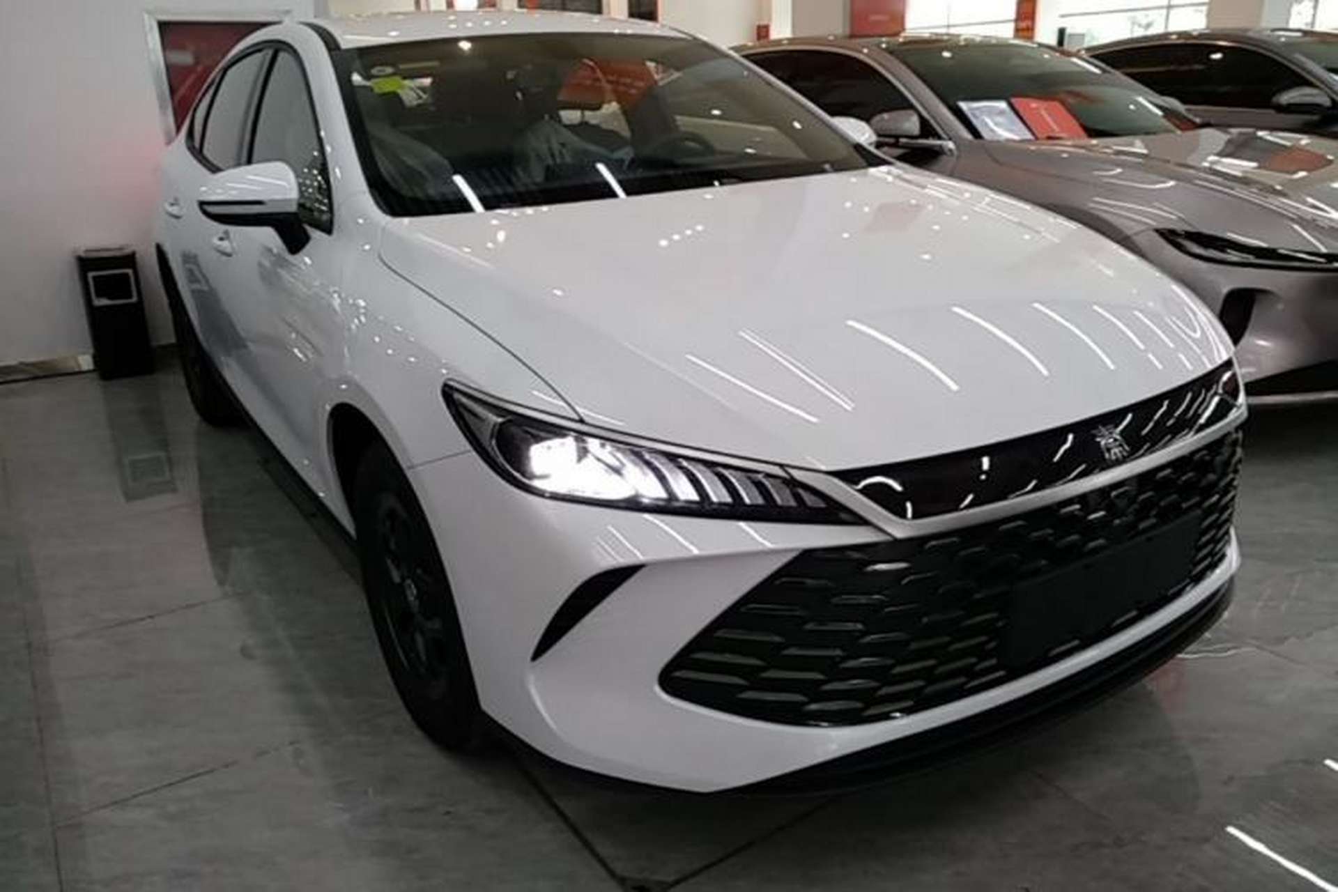 Used BYD Qin PLUS  Front Right 45 Deg
