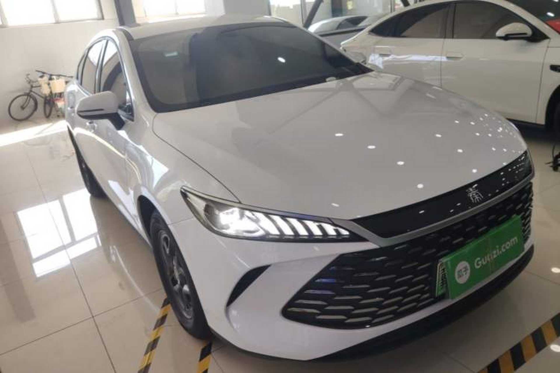 Used BYD Qin PLUS 2025 DM-i Smart Drive 55KM Leading Model Front Right 45 Deg