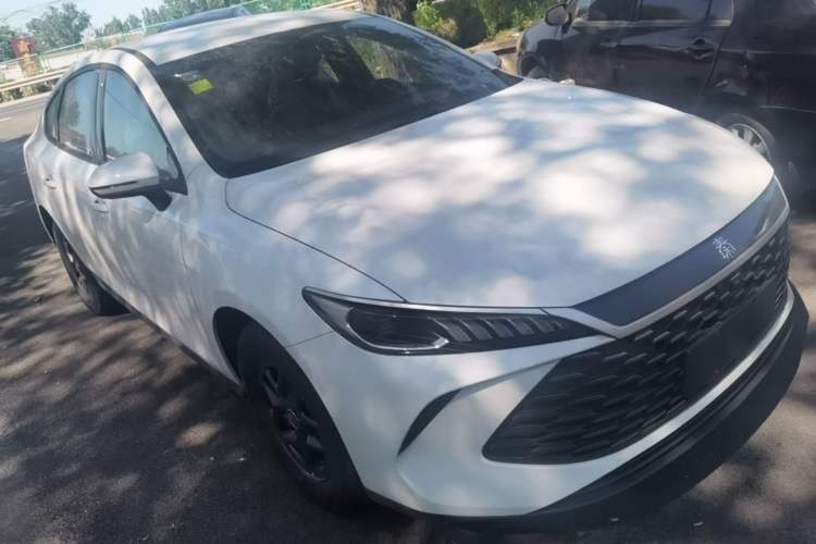 Used BYD Qin PLUS  Front Right 45 Deg