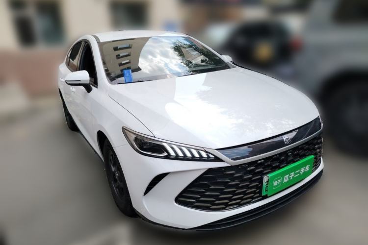 Used BYD Qin PLUS 2025 DM-i Smart Drive 55KM Leading Model Front Right 45 Deg