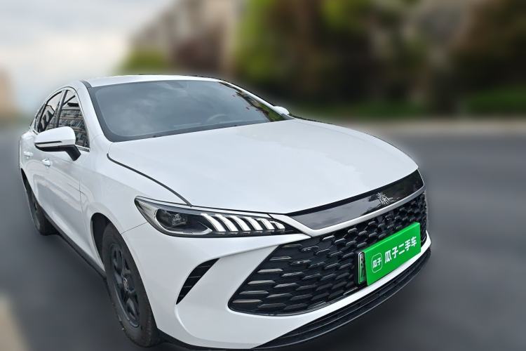 Used BYD Qin PLUS 2025 DM-i Smart Drive 55KM Leading Model Front Right 45 Deg