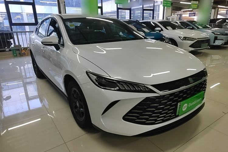 Used BYD Qin PLUS 2025 DM-i Smart Drive 55KM Leading Model Front Right 45 Deg