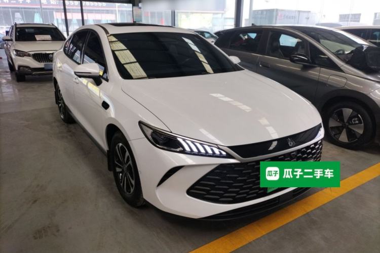 Used BYD Qin PLUS 2025 DM-i Smart Drive 55KM Beyond Model Front Right 45 Deg