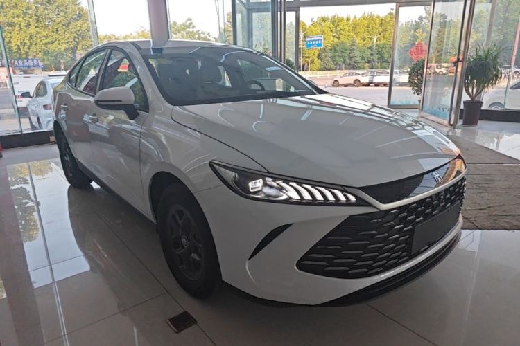 Used BYD Qin PLUS  Front Right 45 Deg