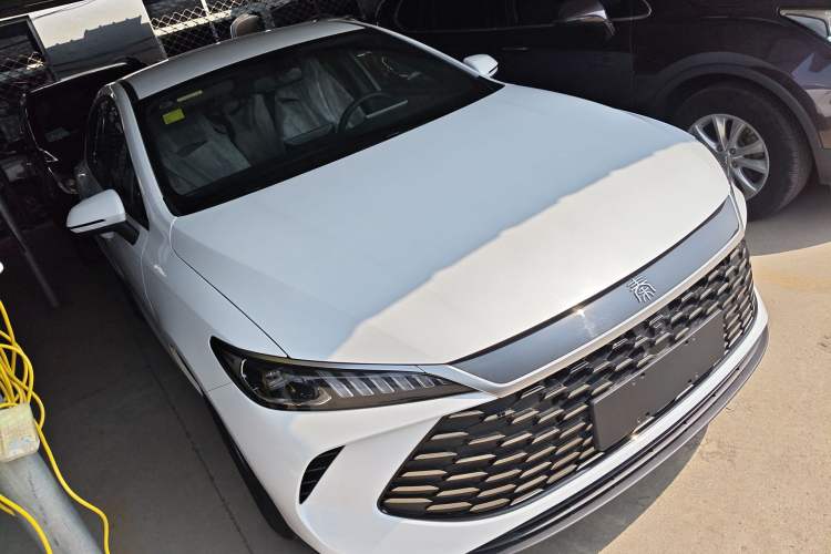 Used BYD Qin PLUS  Front Right 45 Deg