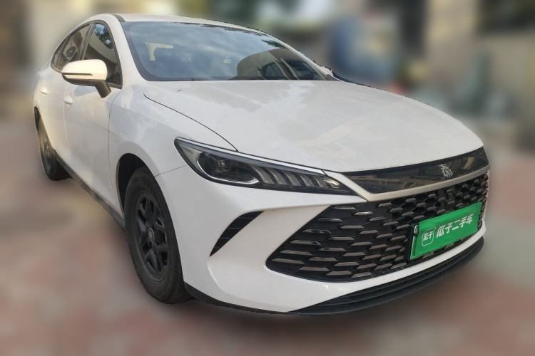 Used BYD Qin PLUS 2025 DM-i Smart Drive 55KM Leading Model Front Right 45 Deg