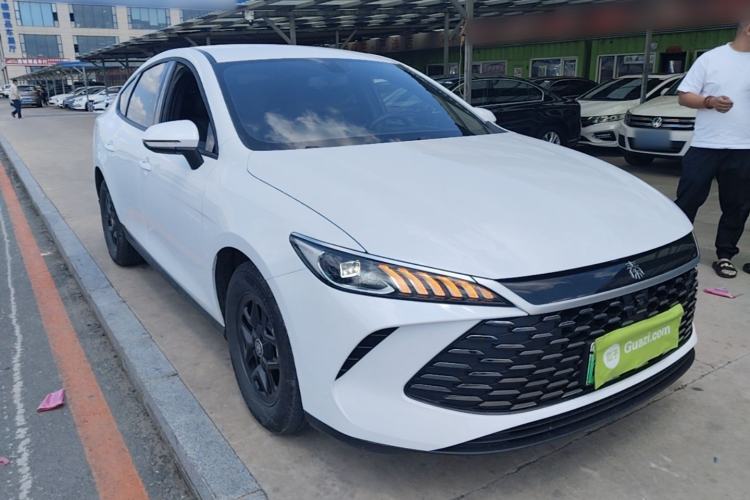 Used BYD Qin PLUS 2025 DM-i Smart Drive 55KM Leading Model Front Right 45 Deg