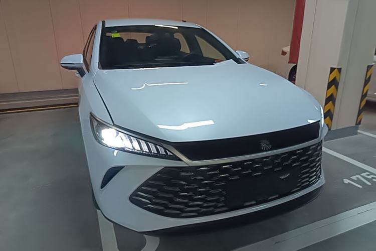 Used BYD Qin PLUS  Front Right 45 Deg