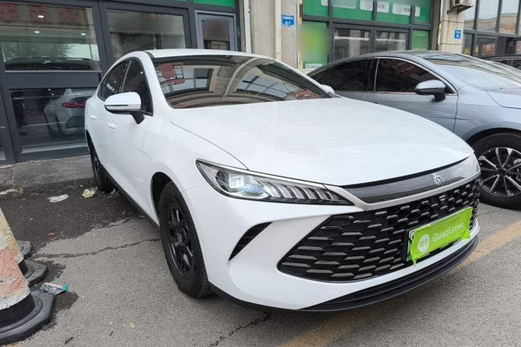 Used BYD Qin PLUS 2025 DM-i Smart Drive 55KM Leading Model Front Right 45 Deg