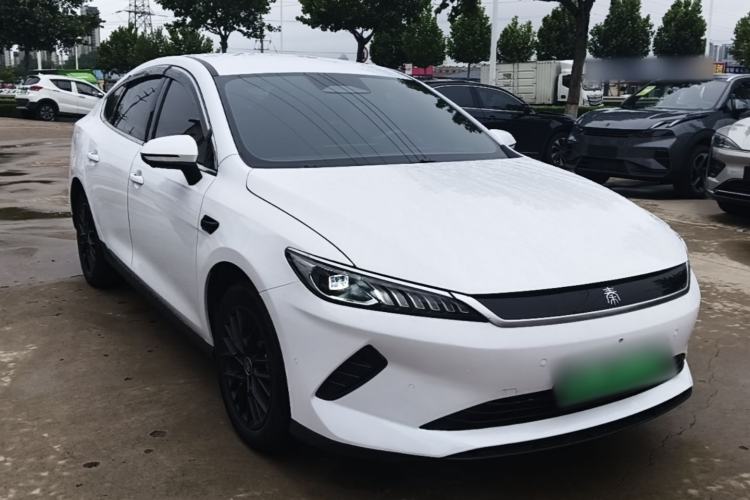 Used BYD Qin PLUS 2025 EV Smart Drive Edition 510KM Leading Model Front Right 45 Deg