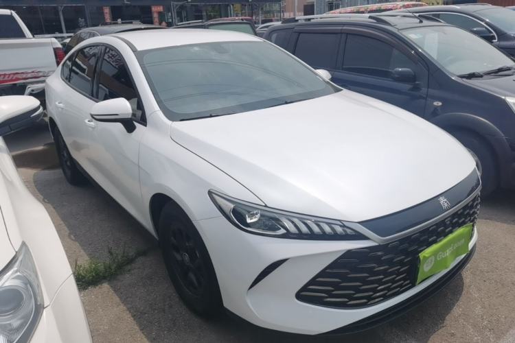 Used BYD Qin PLUS 2025 DM-i Smart Drive 55KM Leading Model Front Right 45 Deg