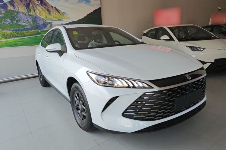 Used BYD Qin PLUS  Front Right 45 Deg