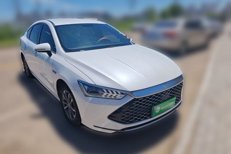 Used BYD Qin PLUS 2025 DM-i Smart Drive 55KM Leading Model Front Right 45 Deg