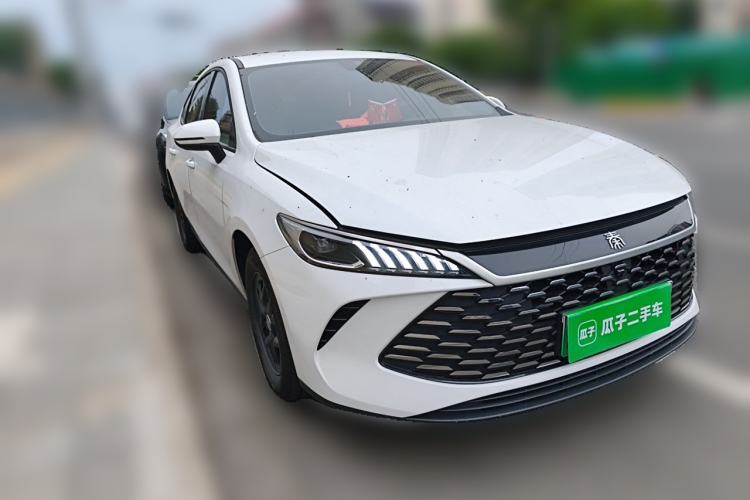 Used BYD Qin PLUS 2025 DM-i Smart Drive 55KM Leading Model Front Right 45 Deg