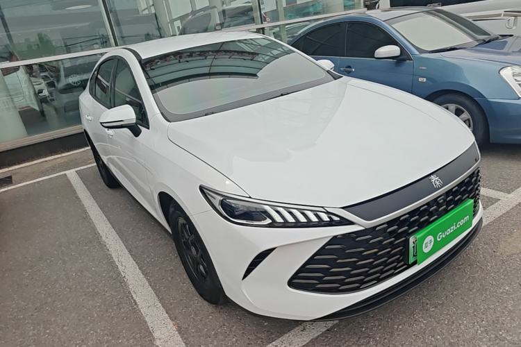 Used BYD Qin PLUS 2025 DM-i Smart Drive 55KM Leading Model Front Right 45 Deg