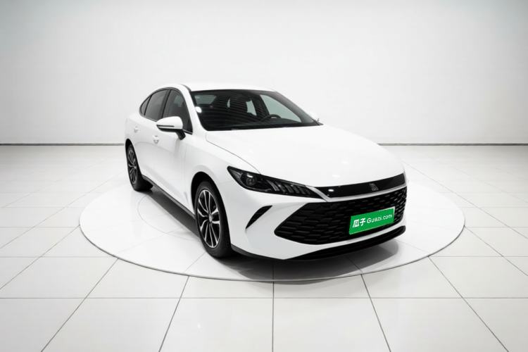 Used BYD Qin PLUS 2025 DM-i Smart Drive 55KM Leading Model Front Right 45 Deg