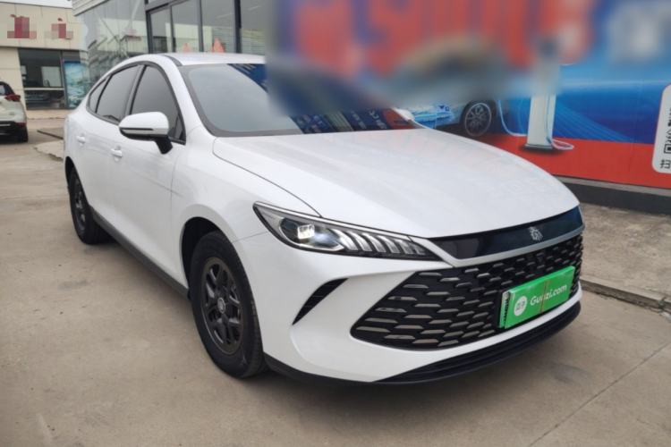 Used BYD Qin PLUS 2025 DM-i Smart Drive 55KM Leading Model Front Right 45 Deg