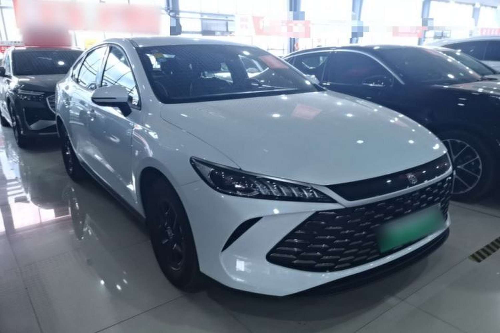 Used BYD Qin PLUS 2025 DM-i Smart Drive 55KM Leading Model Front Right 45 Deg