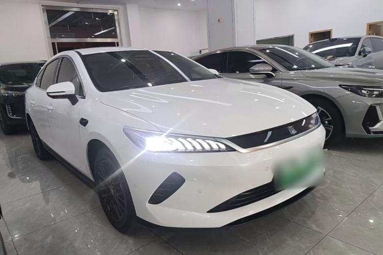 Used BYD Qin PLUS 2025 EV Smart Drive Edition 510KM Leading Model Front Right 45 Deg