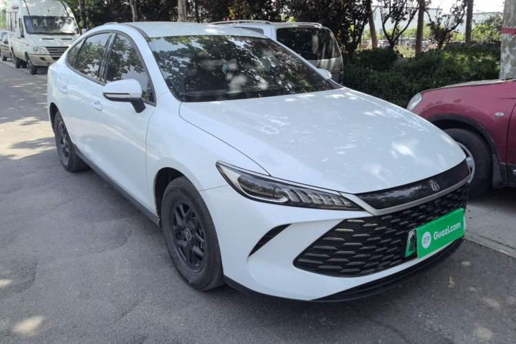 Used BYD Qin PLUS 2025 DM-i Smart Drive 55KM Leading Model Front Right 45 Deg
