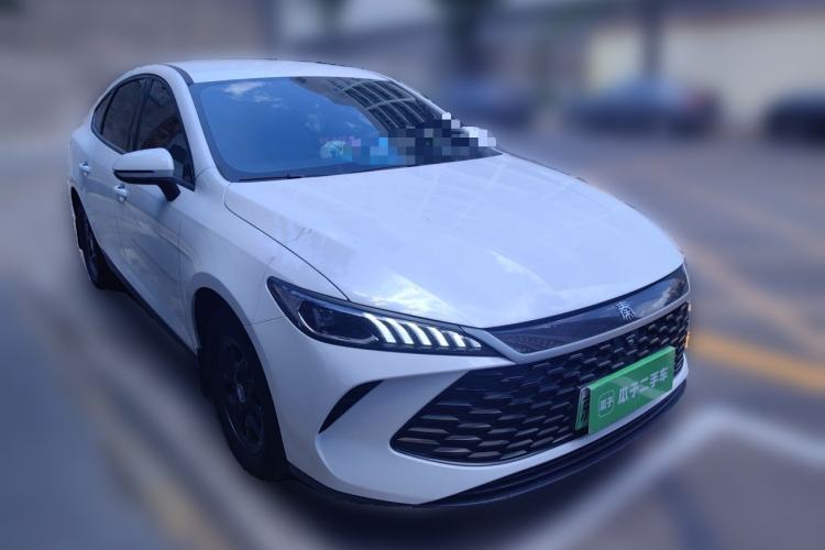 Used BYD Qin PLUS 2025 DM-i Smart Drive 55KM Leading Model Front Right 45 Deg