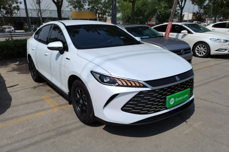 Used BYD Qin PLUS 2025 DM-i Smart Drive 55KM Leading Model Front Right 45 Deg