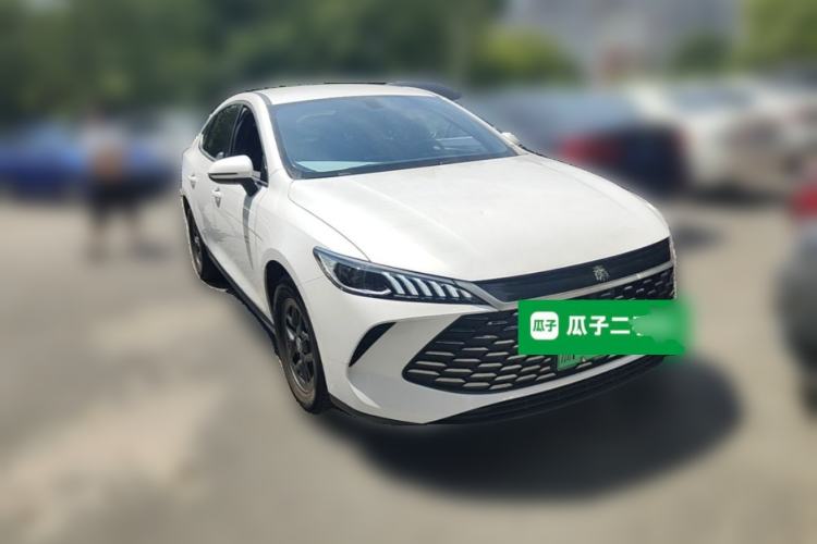 Used BYD Qin PLUS 2025 DM-i Smart Drive 55KM Leading Model Front Right 45 Deg