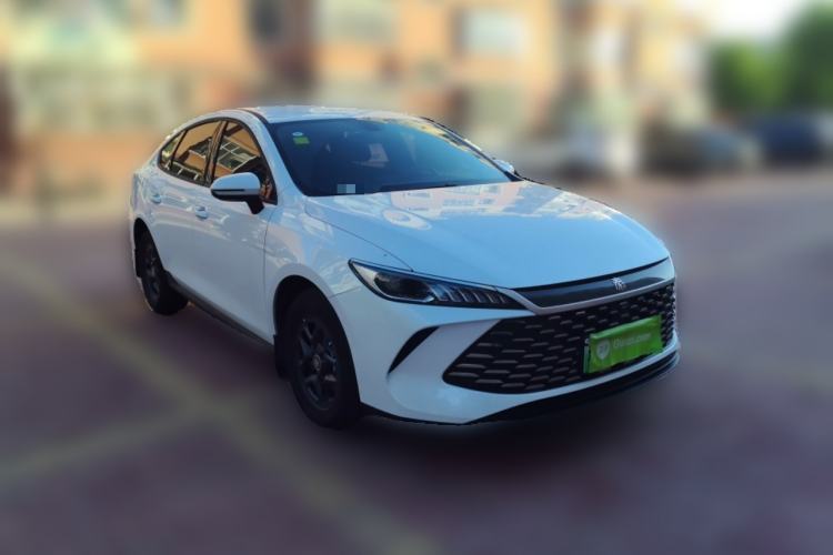 Used BYD Qin PLUS 2025 DM-i Smart Drive 55KM Leading Model Front Right 45 Deg