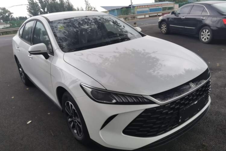 Used BYD Qin PLUS  Front Right 45 Deg