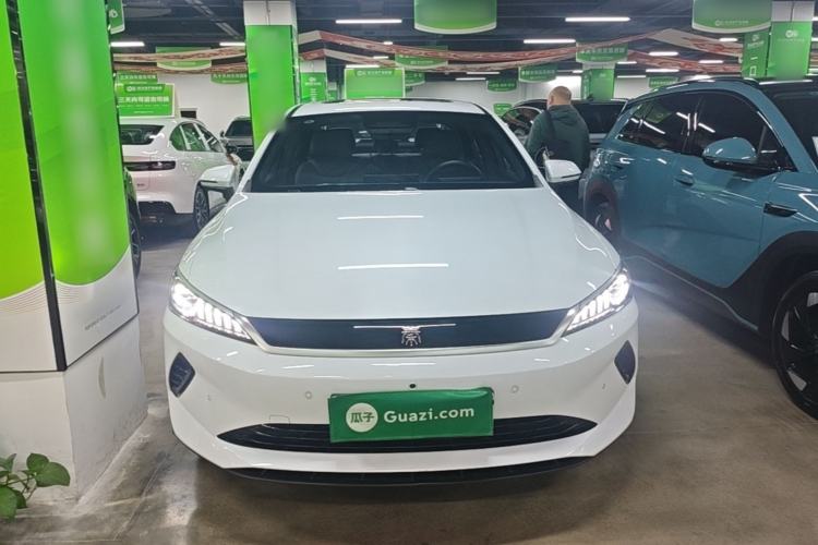Used BYD Qin PLUS 2025 EV Smart Drive Version 510KM Beyond Model Front