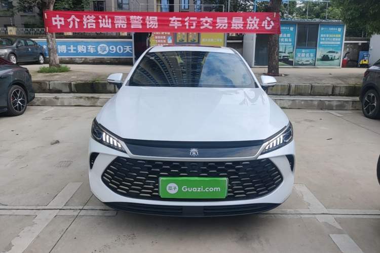 Used BYD Qin PLUS 2025 DM-i Smart Drive 120KM Superior Model Front