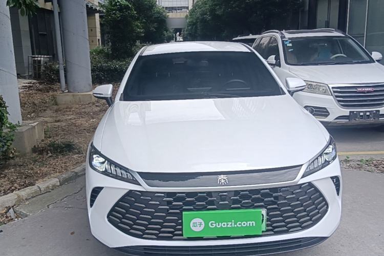 Used BYD Qin PLUS 2025 DM-i Smart Drive 55KM Leading Model Front