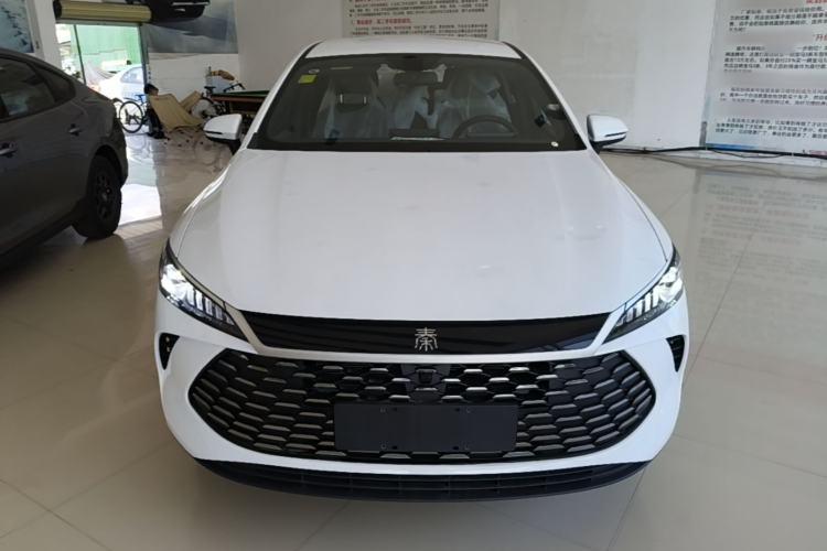 Used BYD Qin PLUS  Front