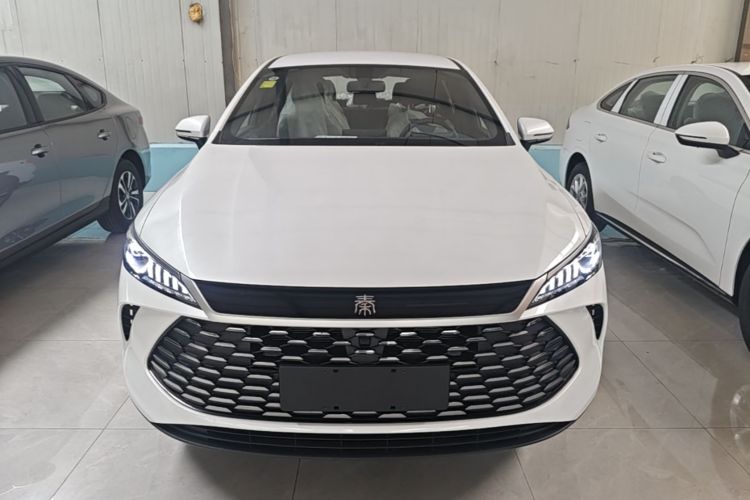 Used BYD Qin PLUS  Front