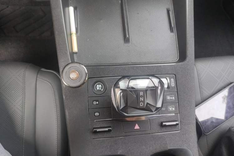 Used BYD Qin PLUS 2025 DM-i Smart Drive 55KM Leading Model Gear Lever