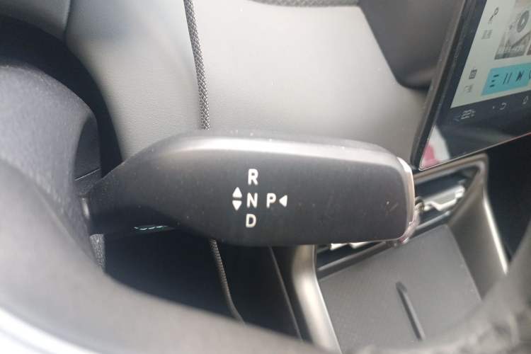Used BYD Qin PLUS  Gear Lever