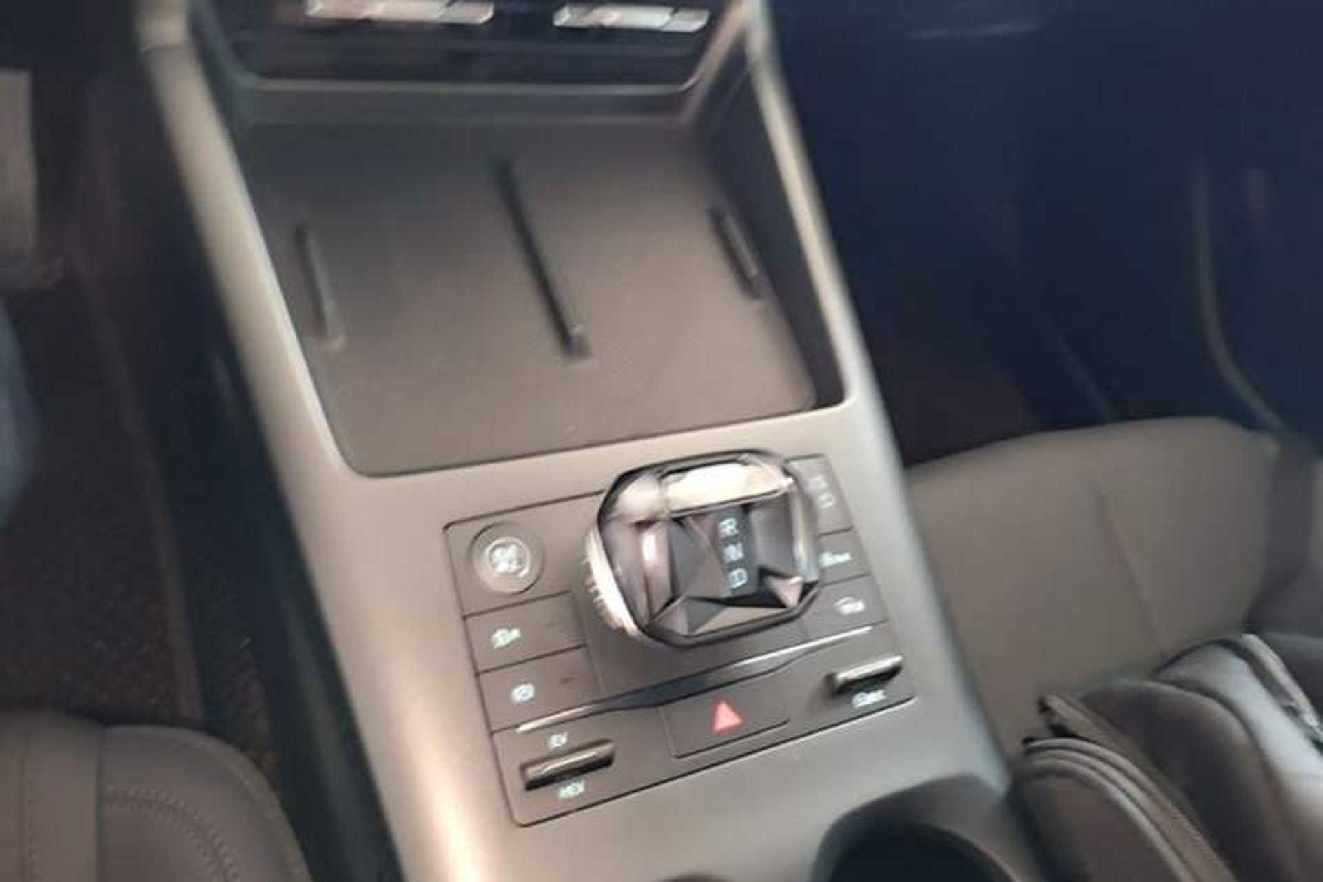 Used BYD Qin PLUS 2025 DM-i Smart Drive 55KM Leading Model Gear Lever