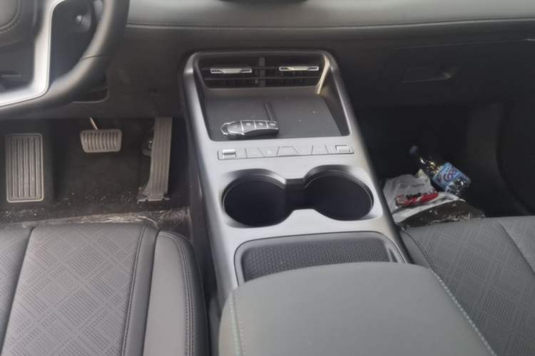 Used BYD Qin PLUS  Gear Lever