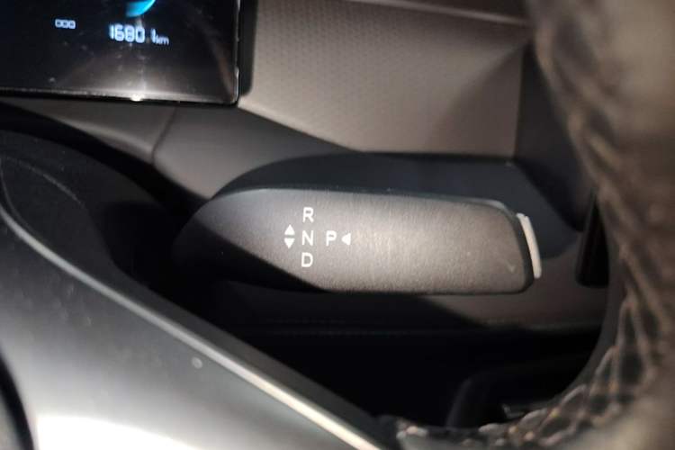 Used BYD Qin PLUS  Gear Lever