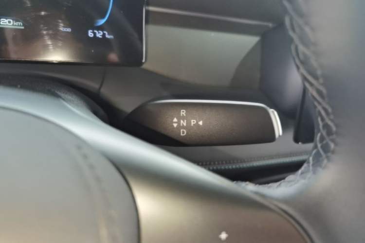 Used BYD Qin PLUS  Gear Lever