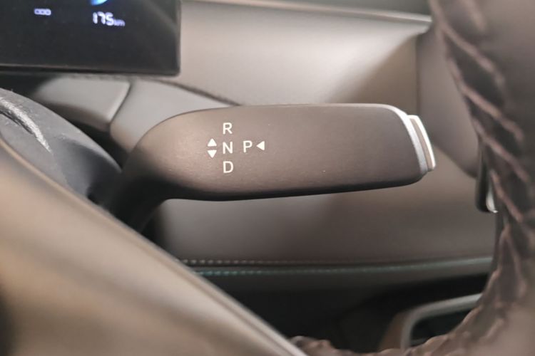 Used BYD Qin PLUS  Gear Lever