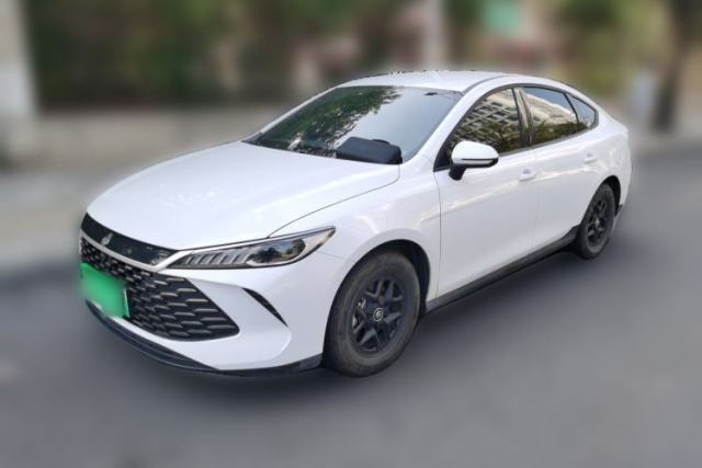 BYD Qin PLUS 2025 DM-i Smart Drive 55KM Leading Model d’occasion