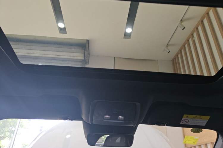 Used BYD Qin PLUS 2025 DM-i Smart Drive 120KM Superior Model Headliner