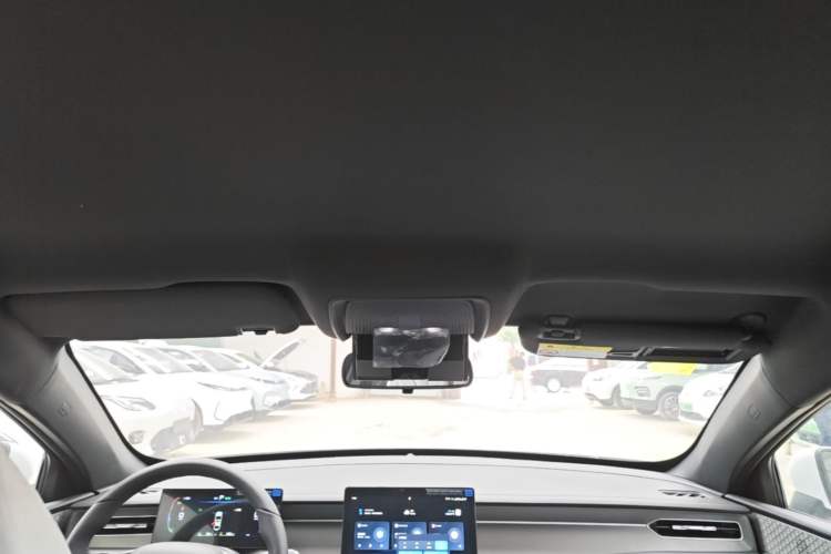 Used BYD Qin PLUS  Headliner