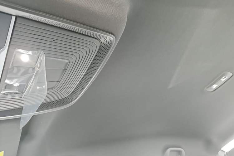 Used BYD Qin PLUS  Headliner