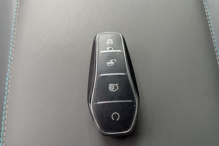 Used BYD Qin PLUS 2025 DM-i Smart Drive 55KM Leading Model Interior 1