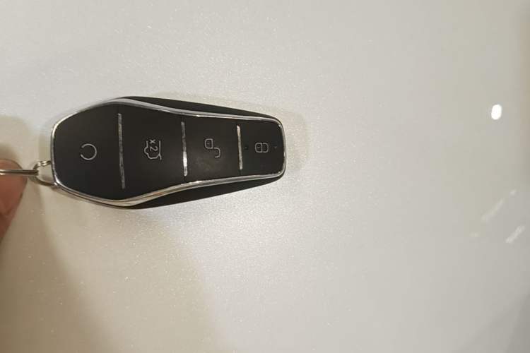 Used BYD Qin PLUS 2025 DM-i Smart Drive 55KM Leading Model Interior 1