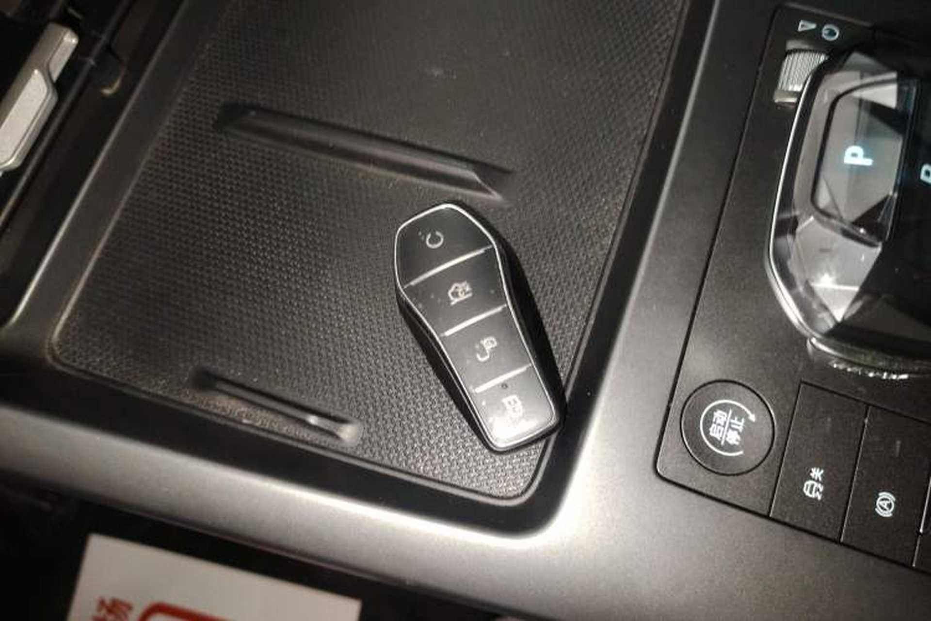 Used BYD Qin PLUS 2025 DM-i Smart Drive 55KM Leading Model Interior 1