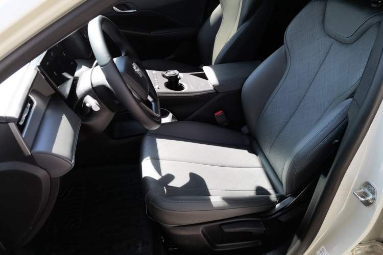 Used BYD Qin PLUS  Interior 2